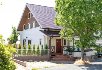 Keiko s Home Beautiful Resort Villa 20 min to Tenjin free park has Balcony rooms