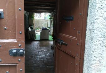 Le Lanterne has Balcony rooms