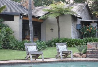 Green Pascua Bed and Breakfast has Balcony rooms