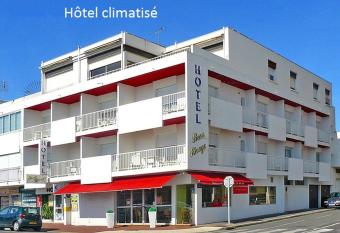 H  tel Beau Rivage has Balcony rooms