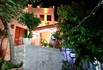 Mets Boutique Hotel has Balcony rooms