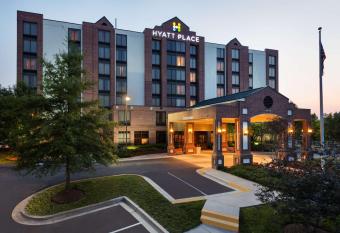 Hyatt Place Raleigh-Durham Airport allows 18 year olds to book a room
