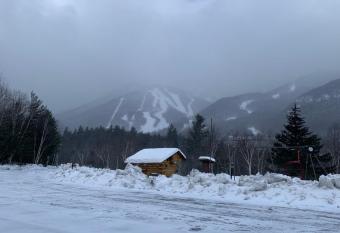 Ledge Rock at Whiteface has Balcony rooms