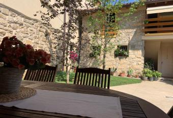 Da Agostino, la casa del latte allows 18 year olds to book a room