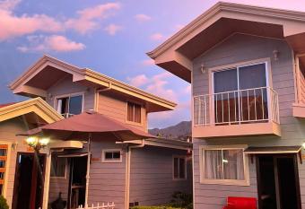 Villas Orosi Valley has Balcony rooms