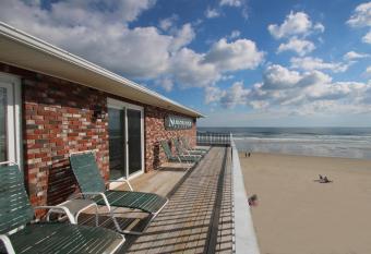 Norseman Resort on the Beach has Balcony rooms
