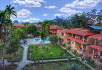 Safari Club has Balcony rooms