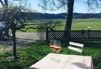 Anexet allows 18 year olds to book a room