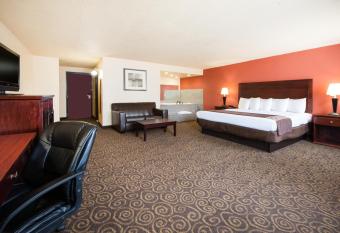 Travelodge by Wyndham Enid has Smoking rooms