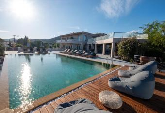 180 South Seaside Hotel has Balcony rooms