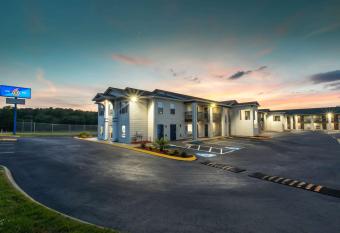 Motel 6 Greenville SC I-85 near Downtown allows 18 year olds to book a room