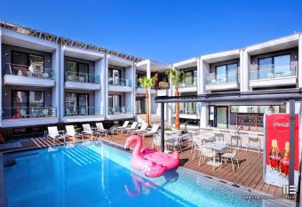 Senso Suites has Balcony rooms