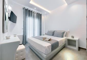 Mihal Villa has Balcony rooms