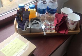 Prime location rooms in high street allows 18 year olds to book a room