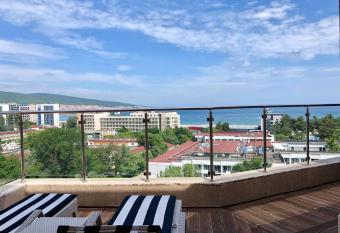 Apartments in Peter House has Balcony rooms