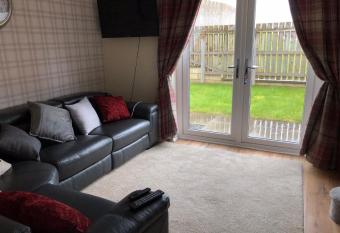 41 Larchwood Drive Holiday Home allows 18 year olds to book a room