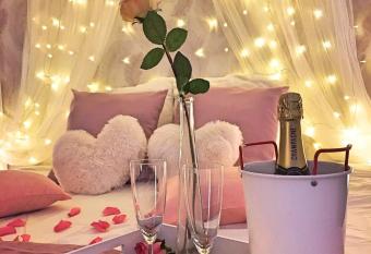 COSY & SPA Appartement luxe JACUZZI  allows 18 year olds to book a room