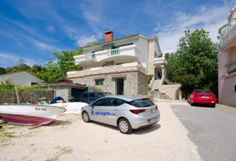 Apartments Zdenka has Balcony rooms
