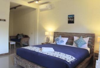 Adore guesthouse has Balcony rooms