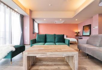 Breaky Hotel                                                                                    allows 18 year olds to book a room