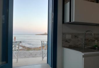 La casetta di Portopalo has Balcony rooms