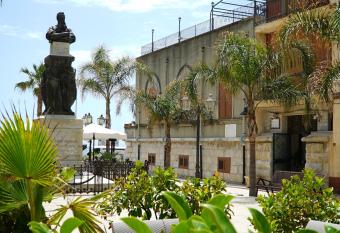 Palazzo Durante has Balcony rooms