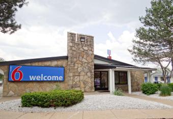 Motel 6-Erie, PA allows 18 year olds to book a room