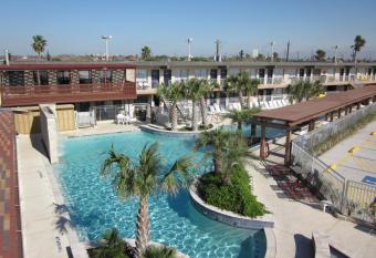 Gaido's Seaside Inn has Balcony rooms