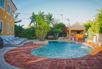 Moonshine Guest House with private studios and private cottage has Balcony rooms