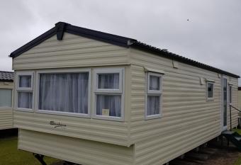 Delta Santana allows 18 year olds to book a room