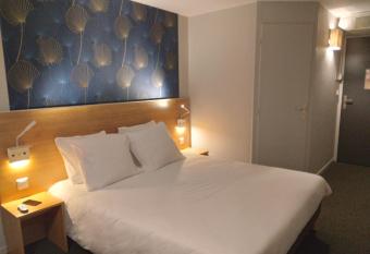 Cit Hotel Hotel Prime - A709 allows 18 year olds to book a room