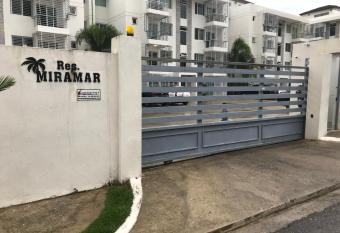 Residencial Miramar I has Smoking/Balcony rooms
