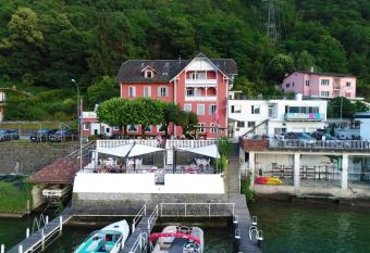 Zappa Lake Lodge allows 18 year olds to book a room