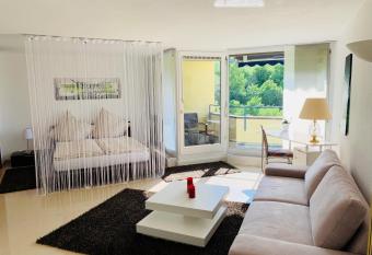 Private Suite im Geb  ude des Graf Eberhard Hotels has Balcony rooms