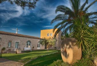 Villa Santa Margherita has Balcony rooms