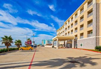 Best Western Plus Galveston Suites has Balcony rooms