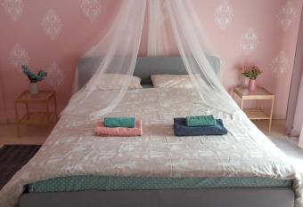 Karditsa Home Sweet Home 68   .   has Balcony rooms