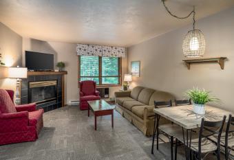 Somerset Inn & Suites has Balcony rooms