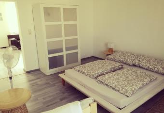 APPART SOMA allows 18 year olds to book a room