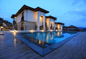 Verde Suites Akyaka has Balcony rooms