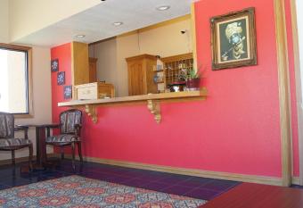 Holiday Lodge & Suites allows 18 year olds to book a room