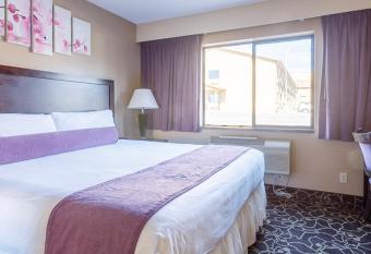 Red Garter Hotel & Casino by Red Lion Hotels has Smoking rooms