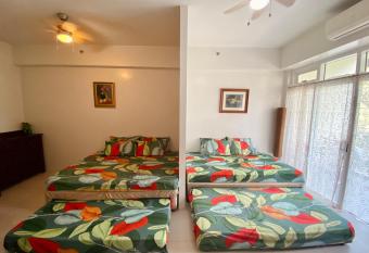 Hamilo Coast - Pico de Loro 1BR Condo has Balcony rooms