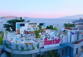 Illyrian Boutique Hotel allows 18 year olds to book a room