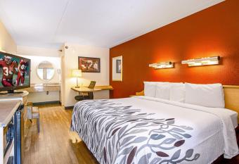 Red Roof Inn Charleston - Kanawha City, Wv allows 18 year olds to book a room