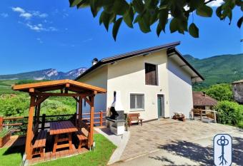 Casa Vacanze Antico Eremo, tra natura e tradizione has Balcony rooms