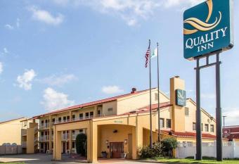 Quality Inn Tulsa Central has Smoking rooms