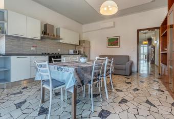 Villa C   Licio has Balcony rooms