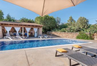 Sa Vinyoleta has Balcony rooms