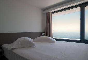Olympos Suites Apartments has Balcony rooms